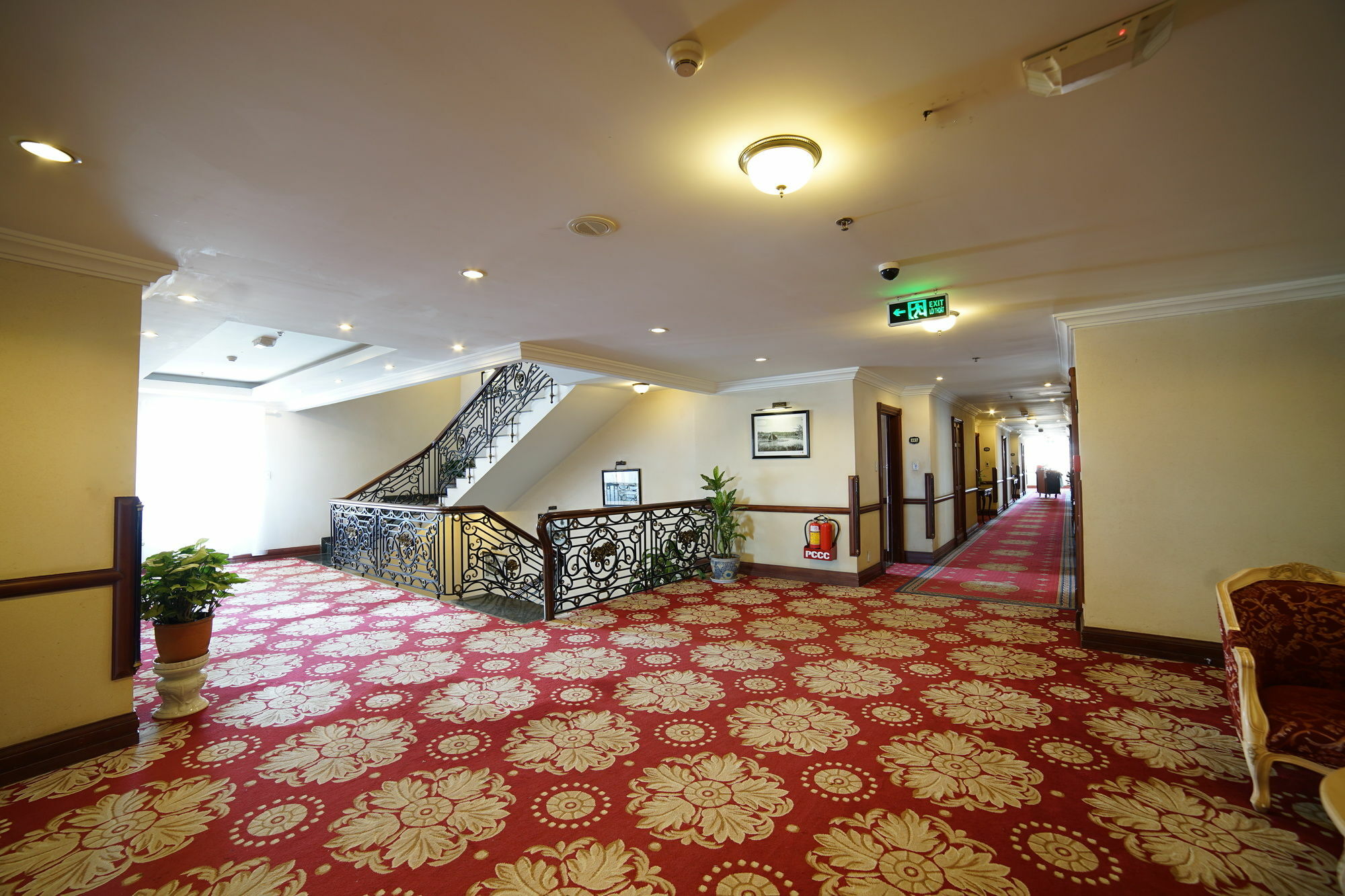 Sammy Dalat Hotel Exterior photo